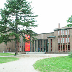 Au&szlig;enansicht des Kunstmuseums, Foto: Marlies Kross, Theaterfotografin Staatstheater Cottbus, Lizenz: Brandenburgische Kulturstiftung Cottbus-Frankfurt (Oder)
