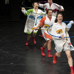 Szene aus WONDER WOMAN, Foto: Marlies Kross, Theaterfotografin, Lizenz: Brandenburgische Kulturstiftung Cottbus-Frankfurt (Oder)