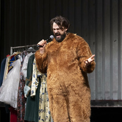 Szene aus M&Uuml;NCHHAUSEN REMIX, Foto: Marlies Kross, Lizenz: Brandenburgische Kulturstiftung Cottbus-Frankfurt (Oder)