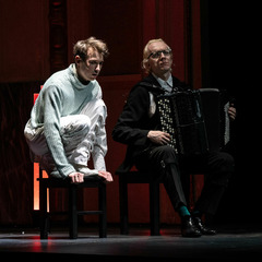 Szene aus EQUUS, Foto: Frank Sch&ouml;nberger, Lizenz: Brandenburgische Kulturstiftung Cottbus-Frankfurt (Oder)