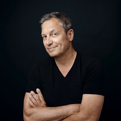 Dieter Nuhr am 05.10.2024 in der Stadthalle Cottbus, Foto: Agentur Udo L&uuml;hr, Lizenz: Agentur Udo L&uuml;hr