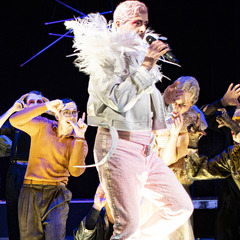 Szene aus DER GROSSE GATSBY, Foto: Marlies Kross, Theaterfotografin, Lizenz: Brandenburgische Kulturstiftung Cottbus-Frankfurt (Oder)