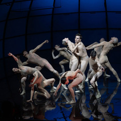 Szene aus ALMA DE LA PIEL &ndash; UNTER DIE HAUT, Foto: Bernd Sch&ouml;nberger, Lizenz: Brandenburgische Kulturstiftung Cottbus-Frankfurt (Oder)