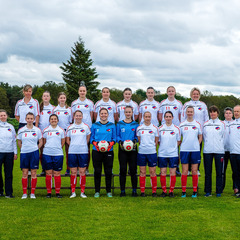 Sorbische Frauenfu&szlig;ballmannschaft, Foto: J&ouml;rg Stephan, Lizenz: Domowina