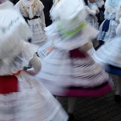 Tanz in Tracht, Foto: Martina Noack, Lizenz: Wendisches Museum