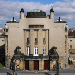 Das Gro&szlig;e Haus am Schillerplatz, Foto: Marlies Kross, Lizenz: Brandenburgische Kulturstiftung Cottbus-Frankfurt (Oder)