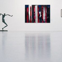 Ausstellungsansicht, Über Schatten Springen. Die Tänzerin Fine Kwiatkowski, BLMK Cottbus, 2025, Foto: Bernd Schönberger, Lizenz: BLMK