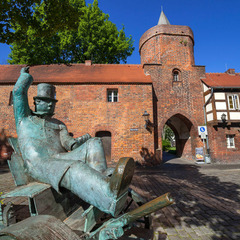 Der Cottbuser Postkutscher an der Stadtmauer/ Lindenpforte, Foto: Andreas Franke, Lizenz: CMT Cottbus
